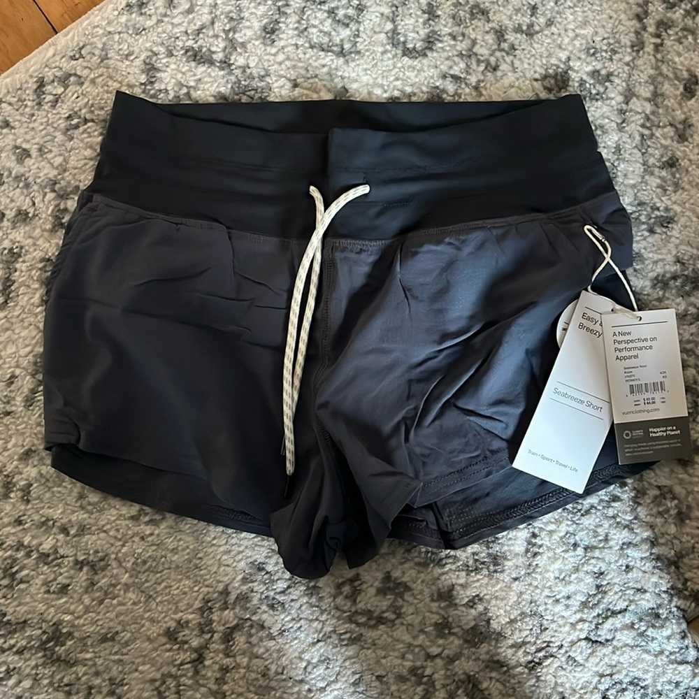 NWT Vuori shorts